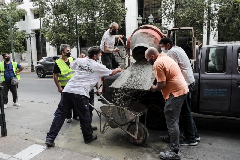 Συνδικάτο οικοδόμων στο υπουργείο Εργασίας