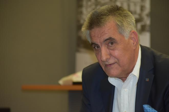 Βράβευση Γεώργιου Καραμάνου 