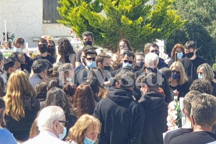 Egklhma Sta Glyka Nera To Teleytaio Antio Sthn 20xronh Karolain Kede News