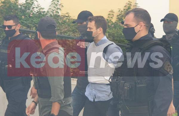 Μπάμπης Αναγνωστόπουλος στον ανακριτή