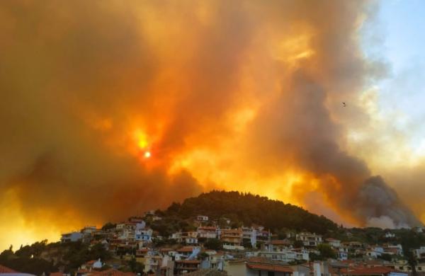 Φωτιά στη Λίμνη