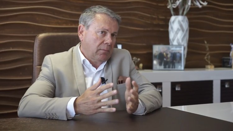 Μιχάλης Βλατάκης